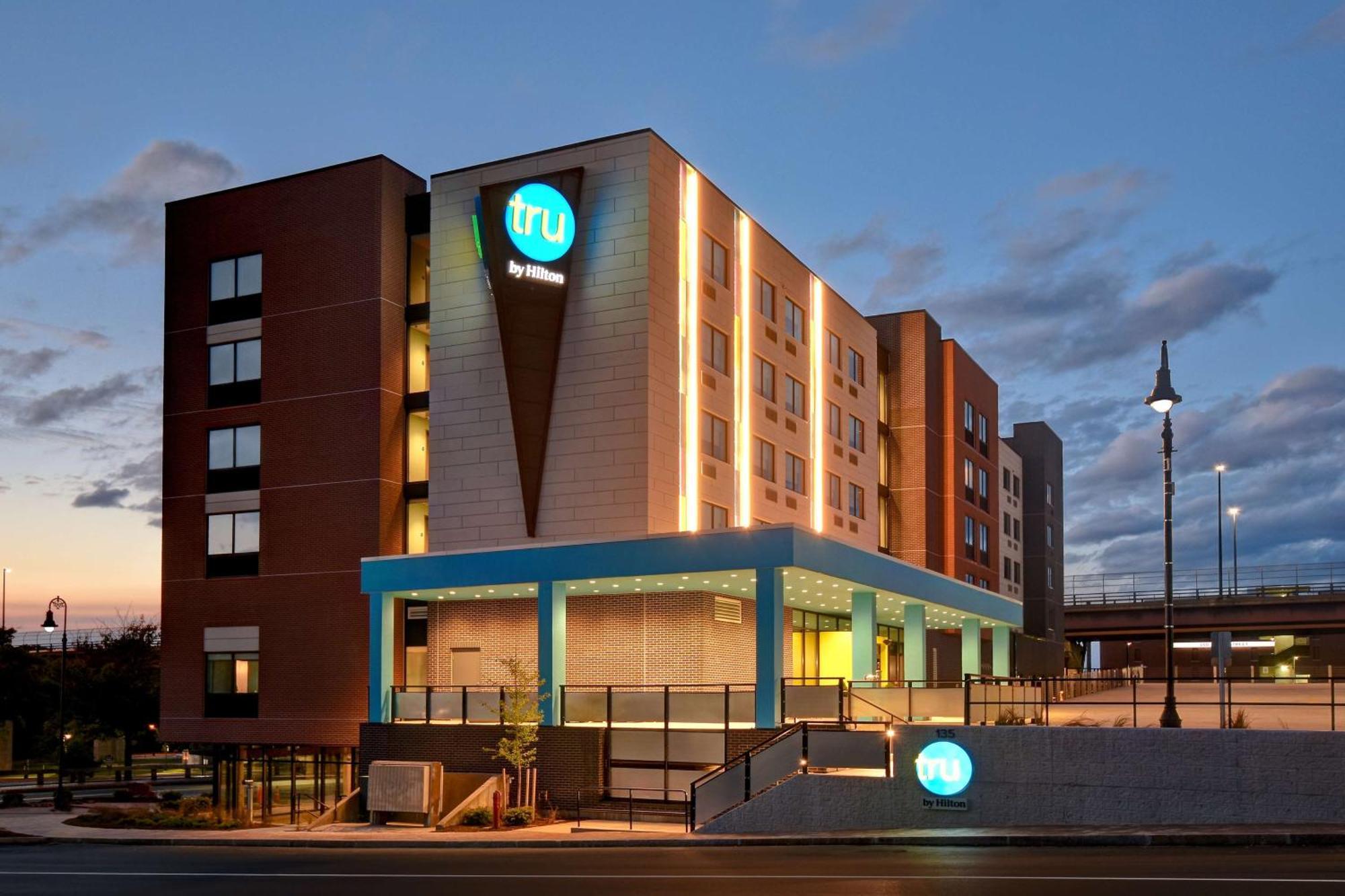Tru By Hilton Manchester Downtown Екстер'єр фото